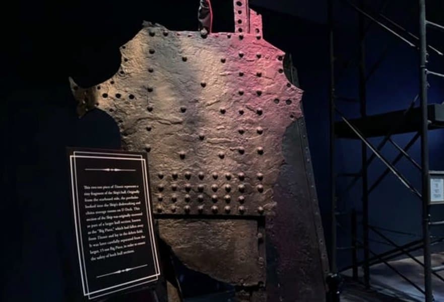 在泰坦尼克号残骸中发现了15件惊人的文物
