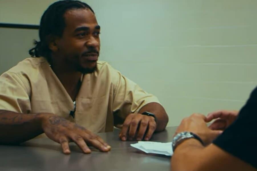 监狱里的说唱歌手:12名嘻哈歌手正在服刑