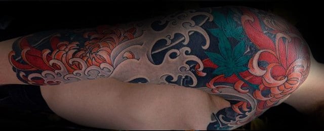 60日本半袖纹身的男人-男子气概的设计思想